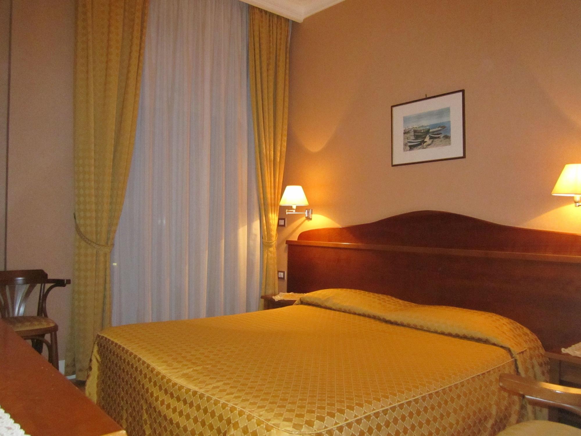 Hotel Conchiglia D'Oro Palermo Exterior foto